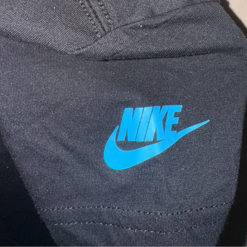 Nike Boys Black Pink Blue Logo Graphic T-Shirt Size 4T